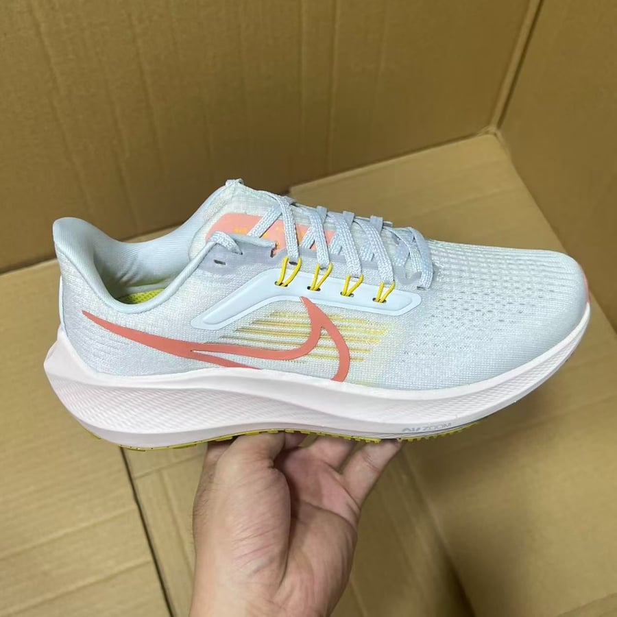 Running Shoes Dn Series