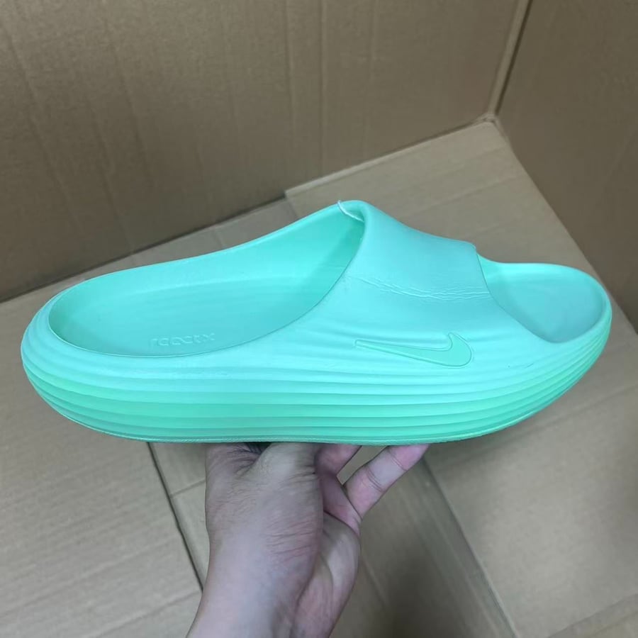 Slides & Sandals GX Nike Clogs Series