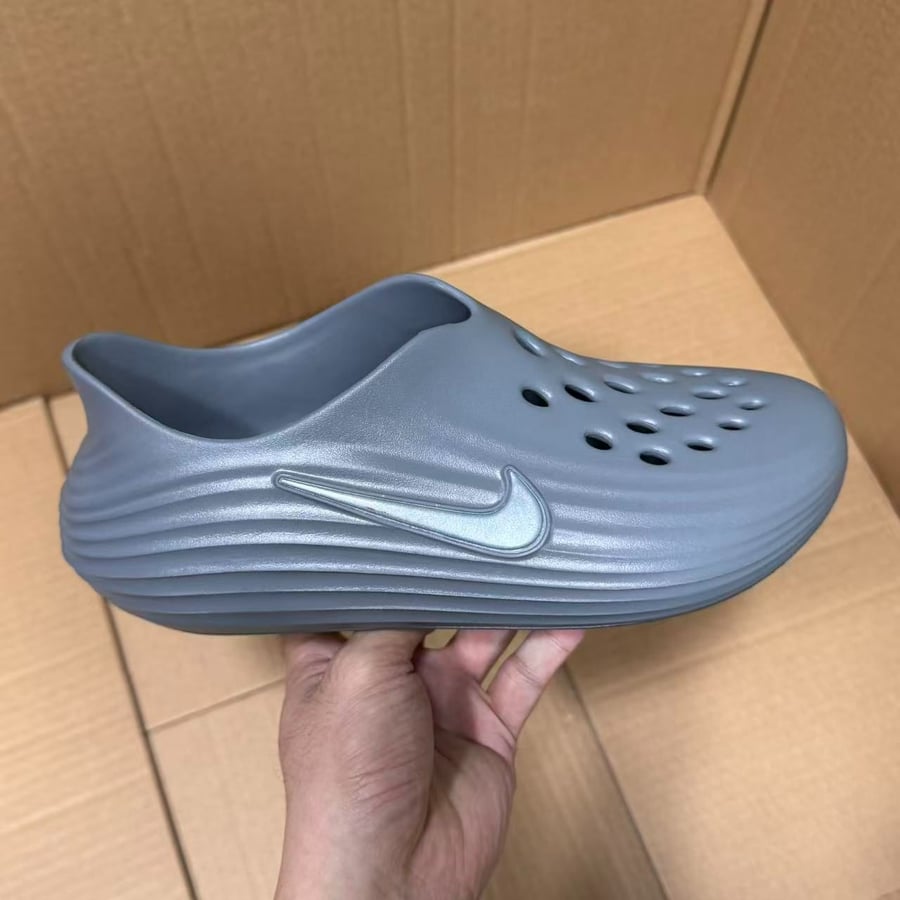 Slides & Sandals GX Nike Clogs Series