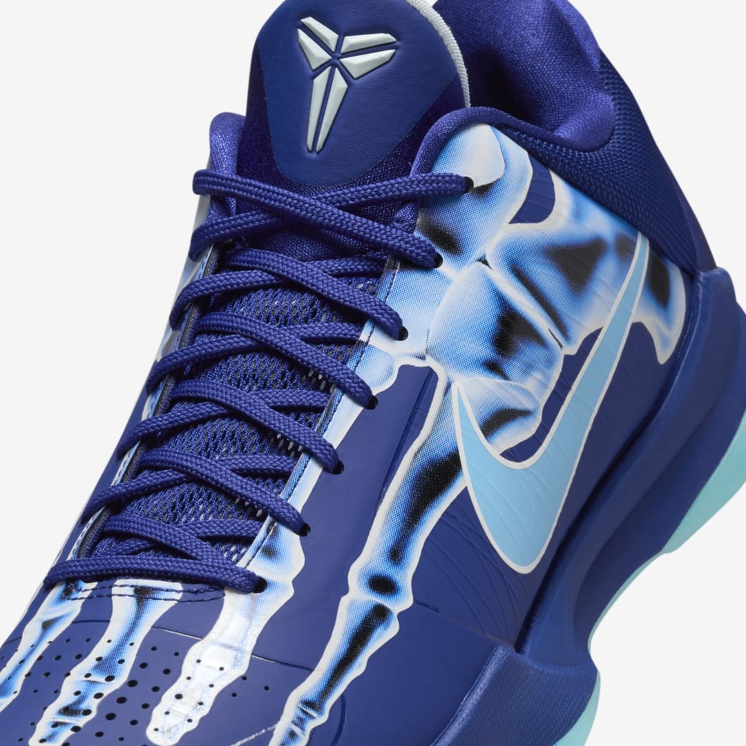 View 11 - Blue