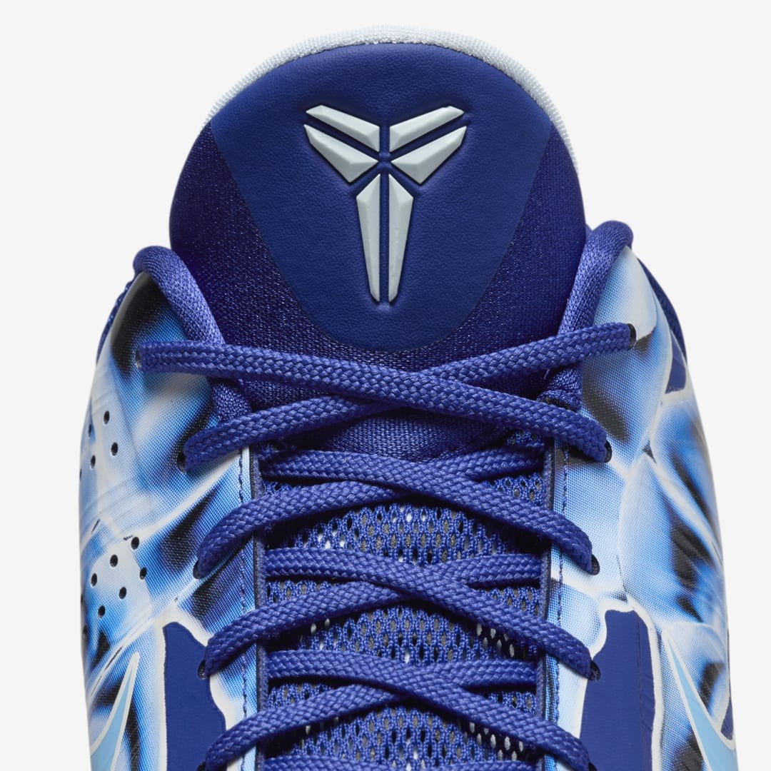 View 12 - Blue