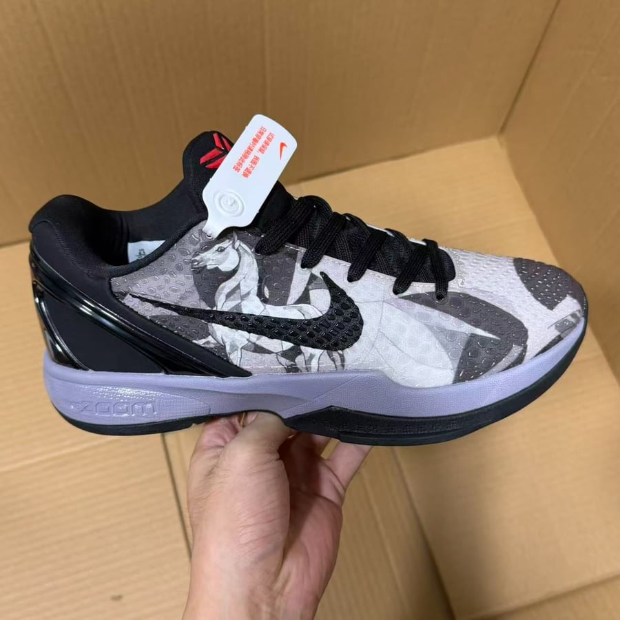 View 5 - Black / Grey