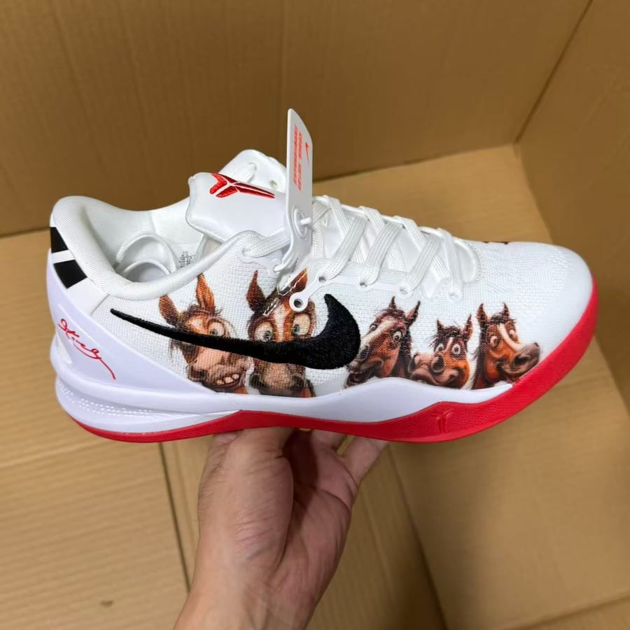 View 7 - White / Red