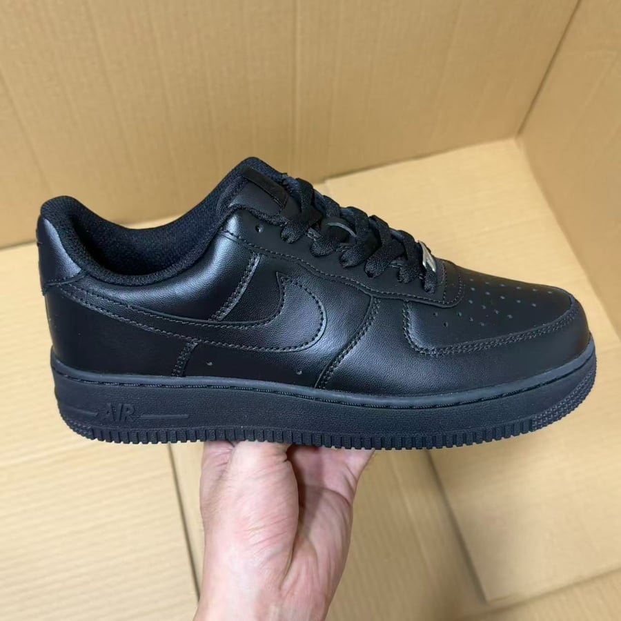 Sneakers Air Force Series