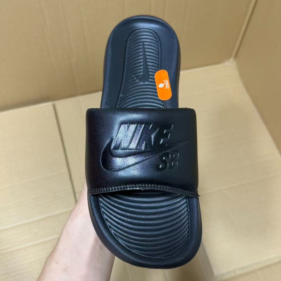 Slides & Sandals Nike Slides Series