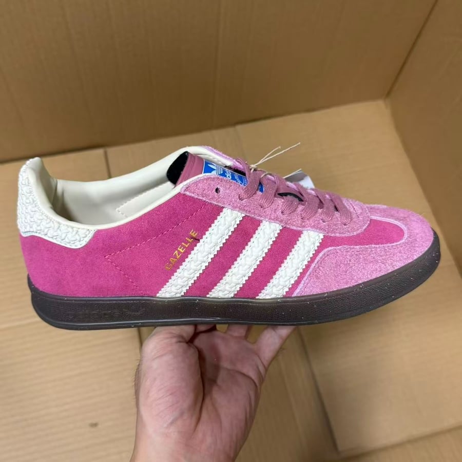 View 6 - Red / Pink
