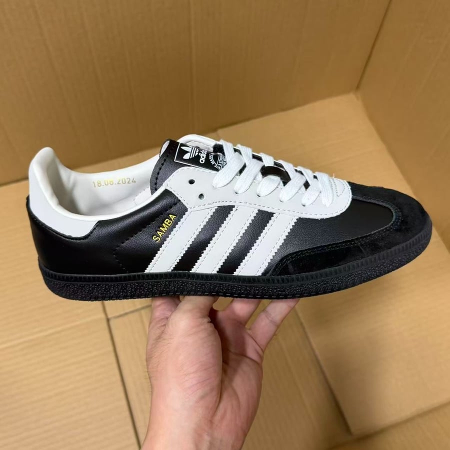 Sneakers N German Trainer Series