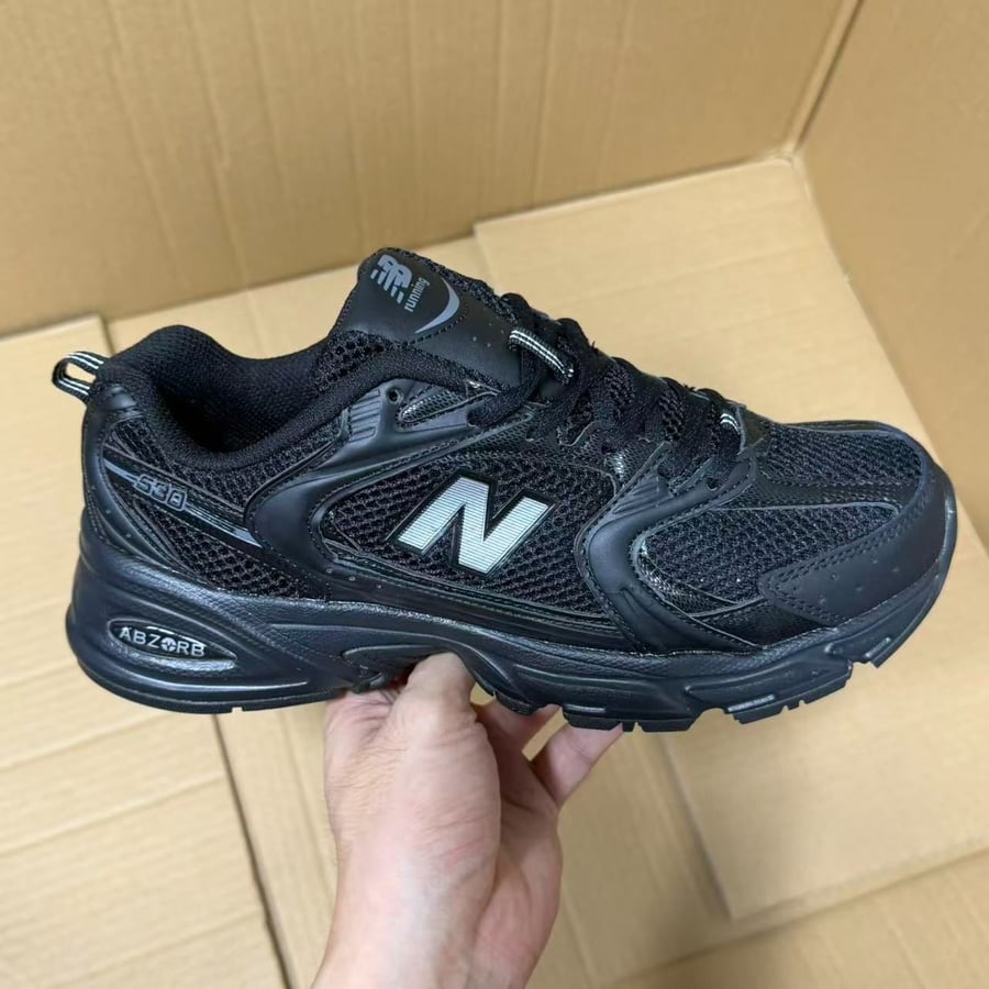 Running Shoes Export Order Series
