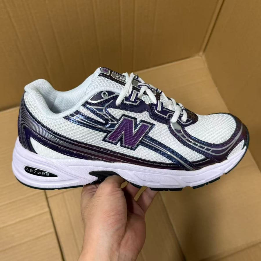 View 8 - White / Purple