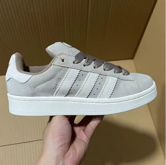 View 6 - White / Beige