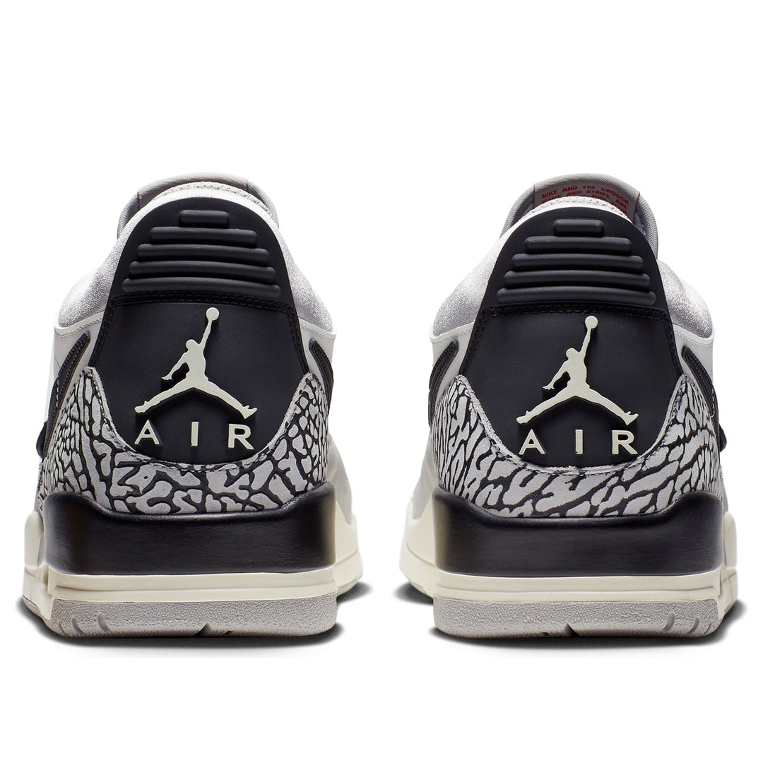 View 10 - White / Grey