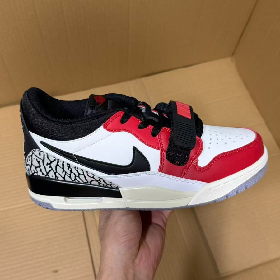 Basketball Shoes TS AJ312 Low Top Series