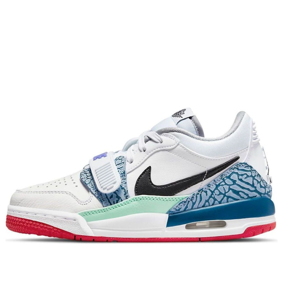 View 23 - White / Blue