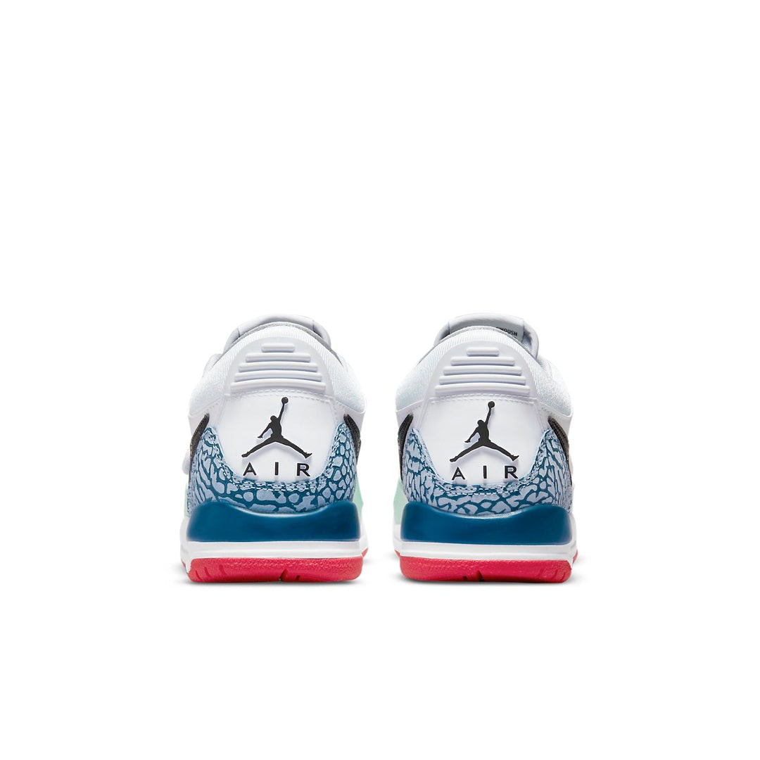 View 26 - White / Blue
