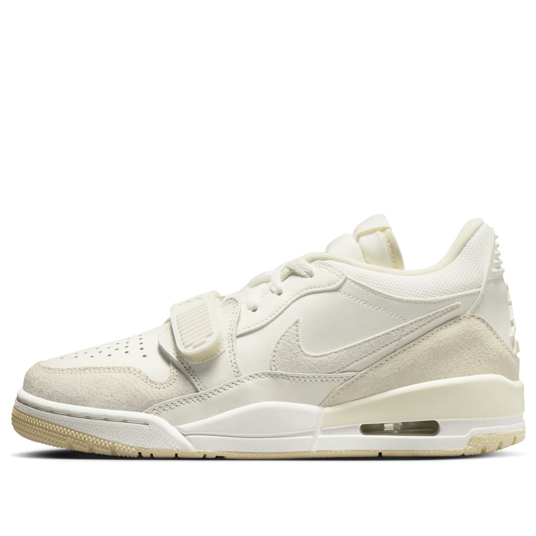 View 19 - White / Beige