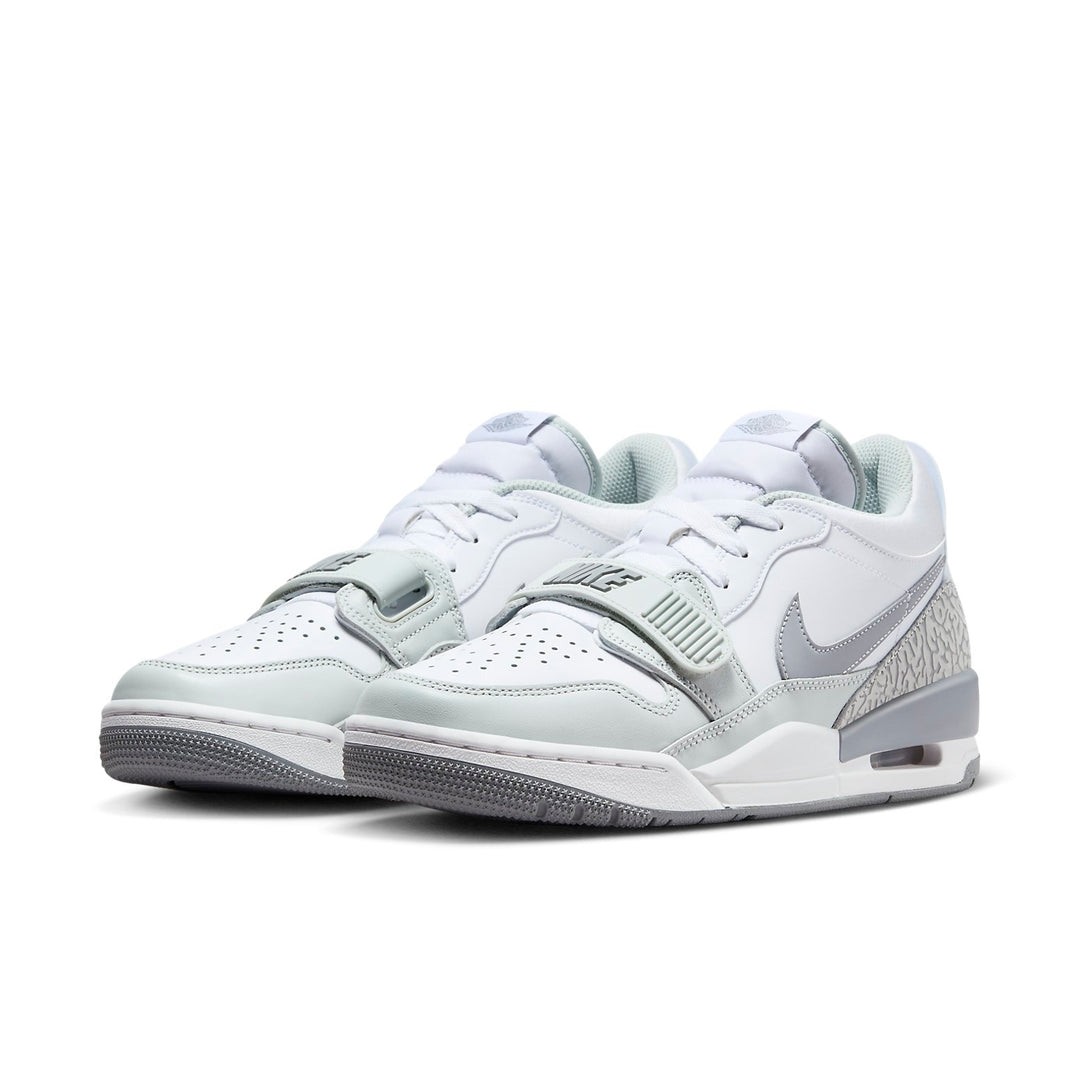 View 35 - White