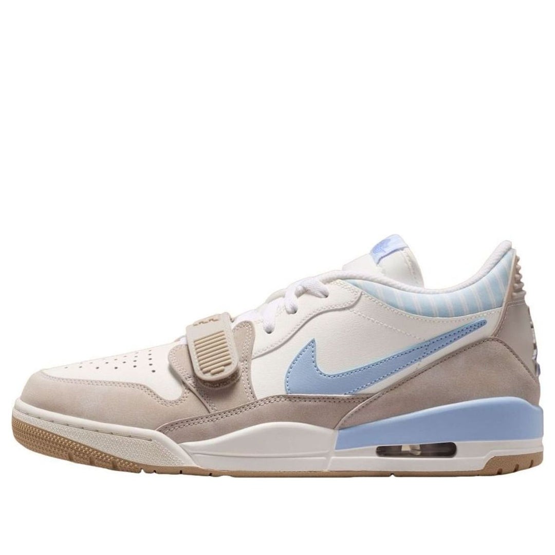 View 18 - White / Brown