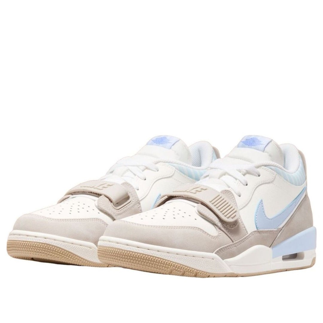 View 19 - White / Brown