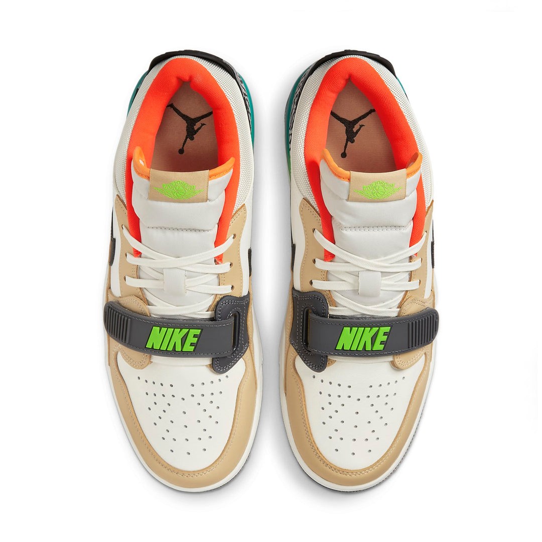 View 15 - White / Brown