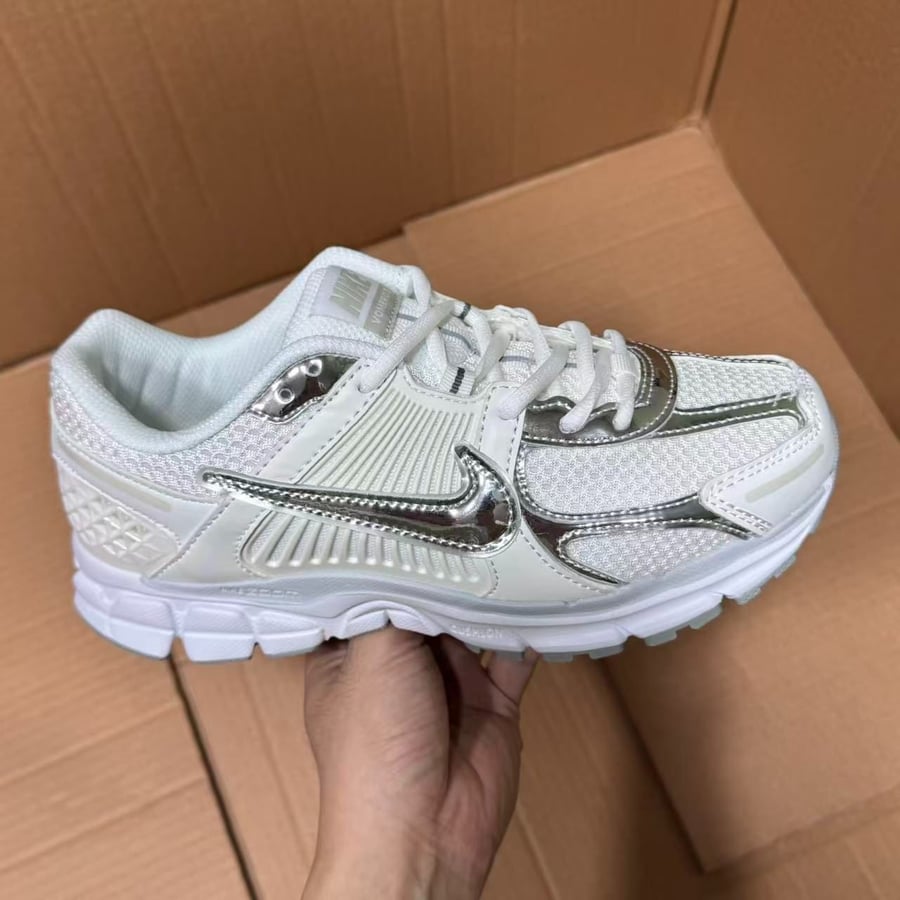 Running Shoes W Vomero V5 Series