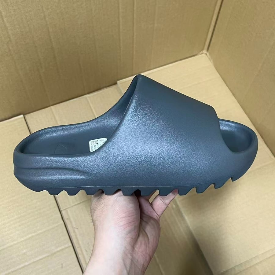 View 2 - Grey