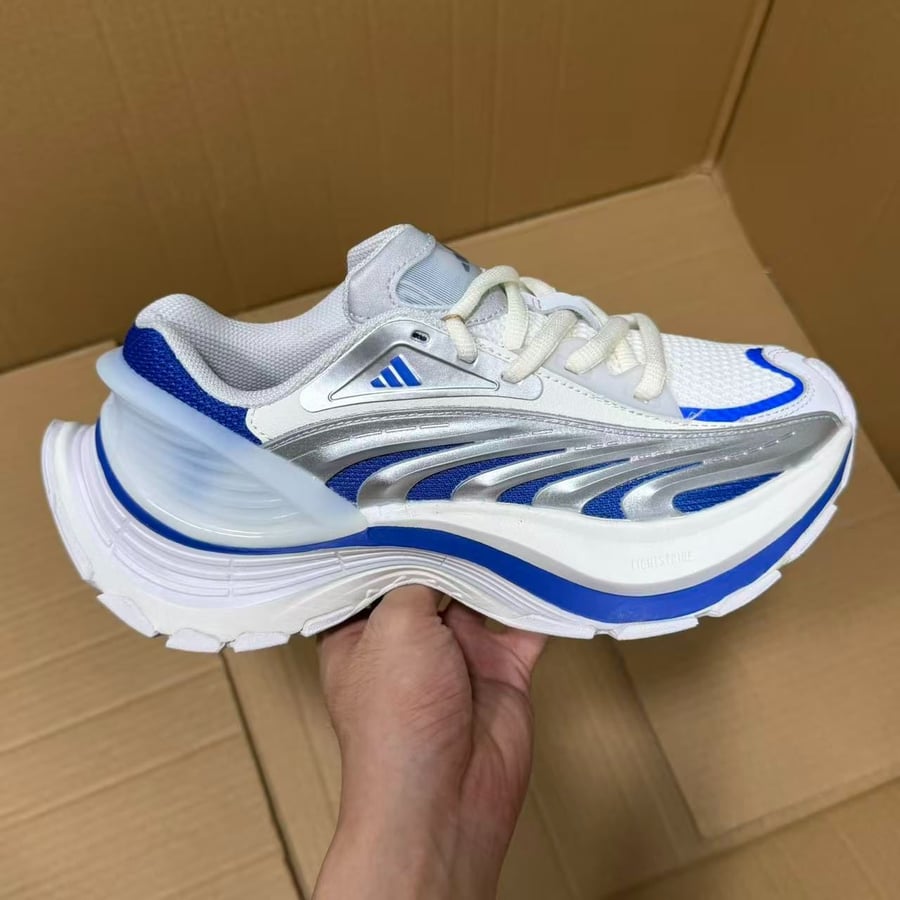 View 5 - White / Blue