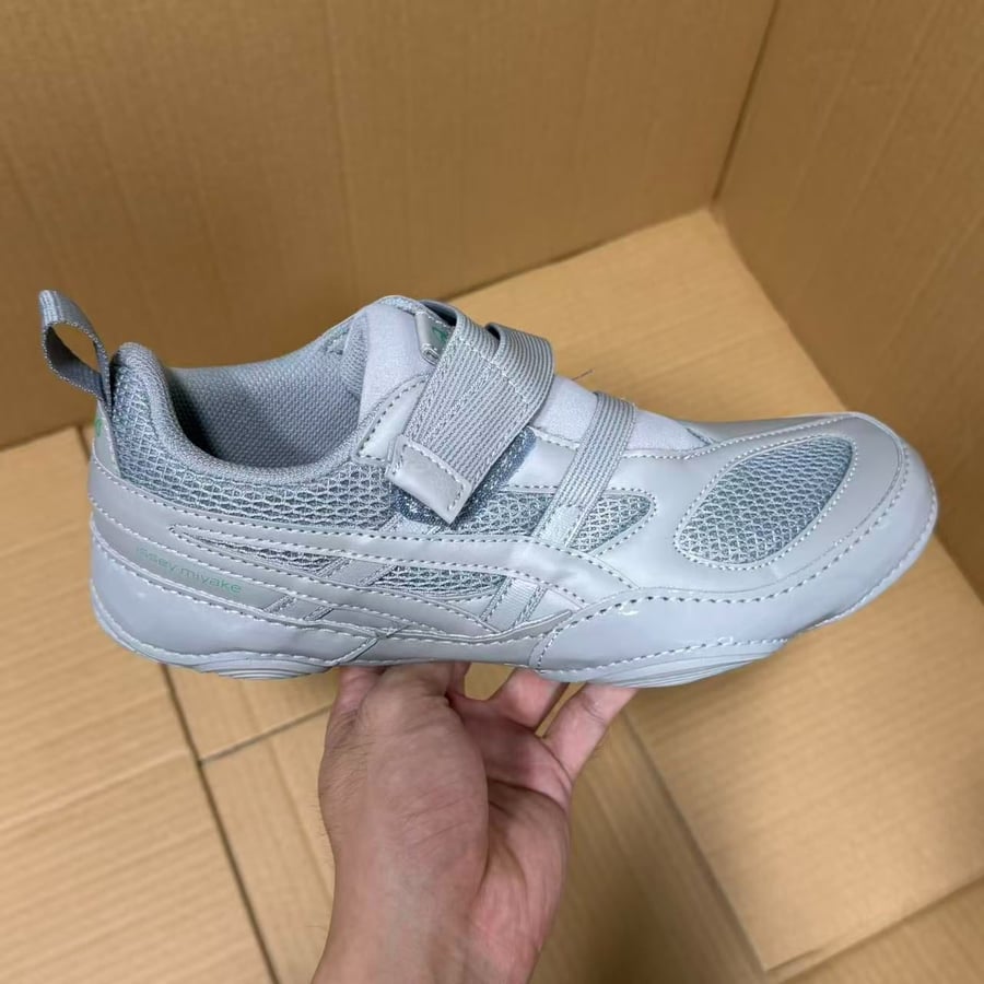 Running Shoes Export Asics Ync Series