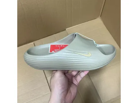 Slides & Sandals GX Nike Clogs Series