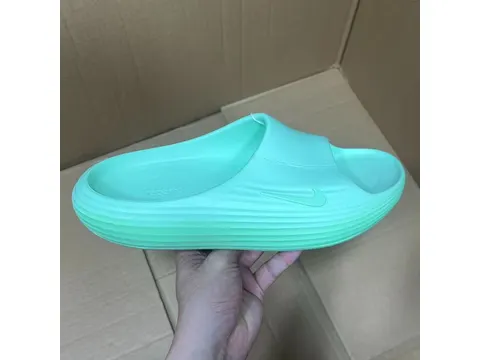 Slides & Sandals GX Nike Clogs Series