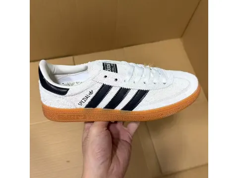 Sneakers N German Trainer Series