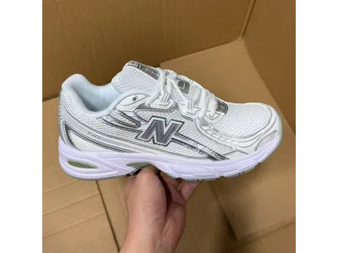 Running Shoes Export Order Series